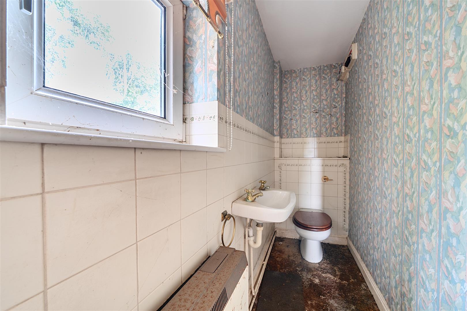 Farthings, Fox Lane, Oswestry, SY11 4FU